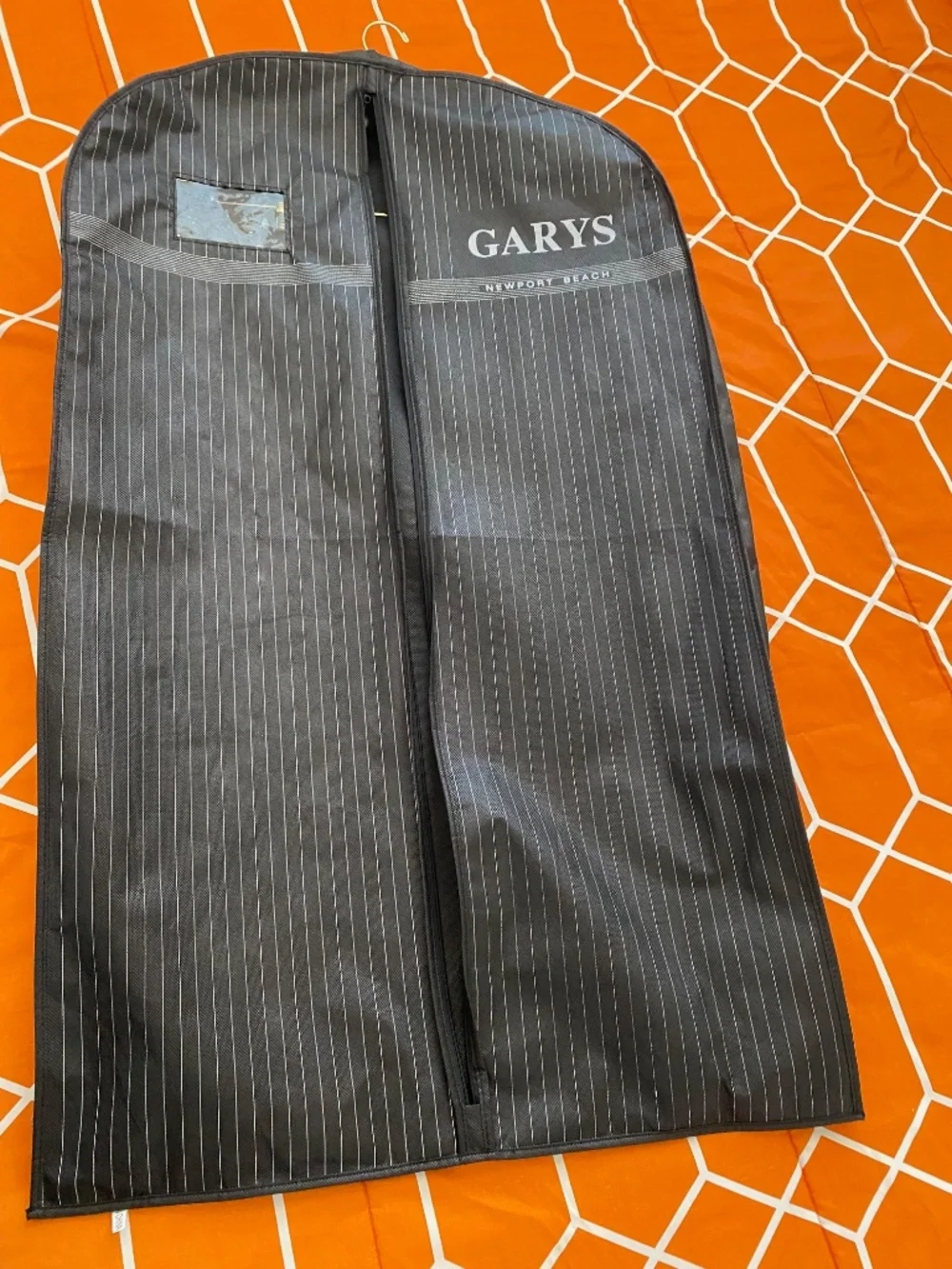 GARYS Newport Beach Branded Garment Bag